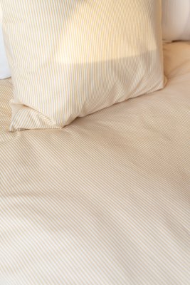 franzens textil borganäs bäddset thelma gul 2-delar