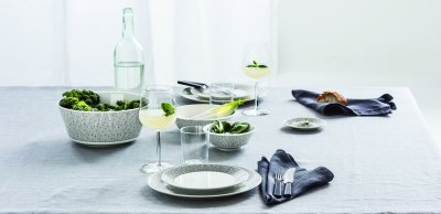 Mainio Sarastus skål 23 cm svart/vit